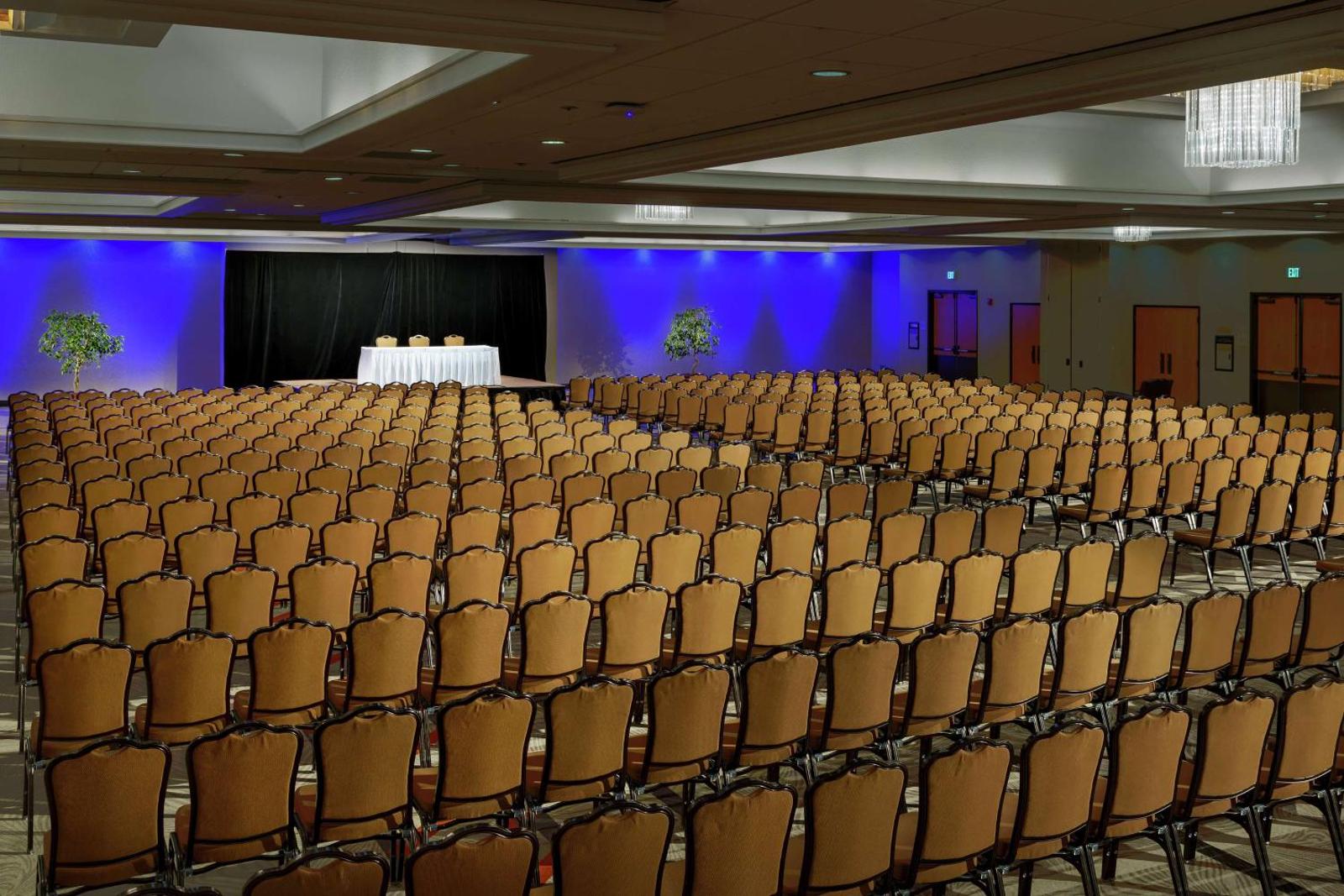 DoubleTree By Hilton Colorado Springs