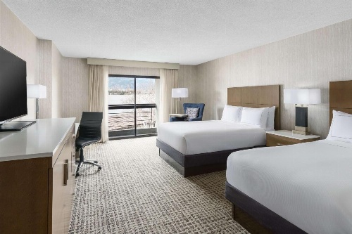 DoubleTree By Hilton Colorado Springs image 3