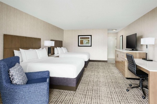 DoubleTree By Hilton Colorado Springs image 5
